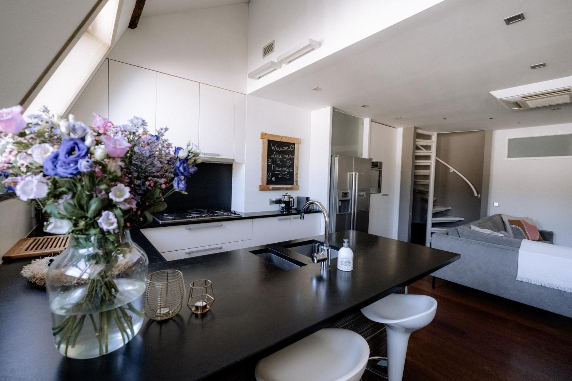 Apartment W Y C K - E N D Boutique *